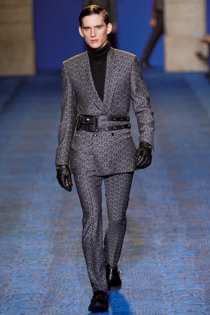 Versace 2011 ﶬbDƬ
