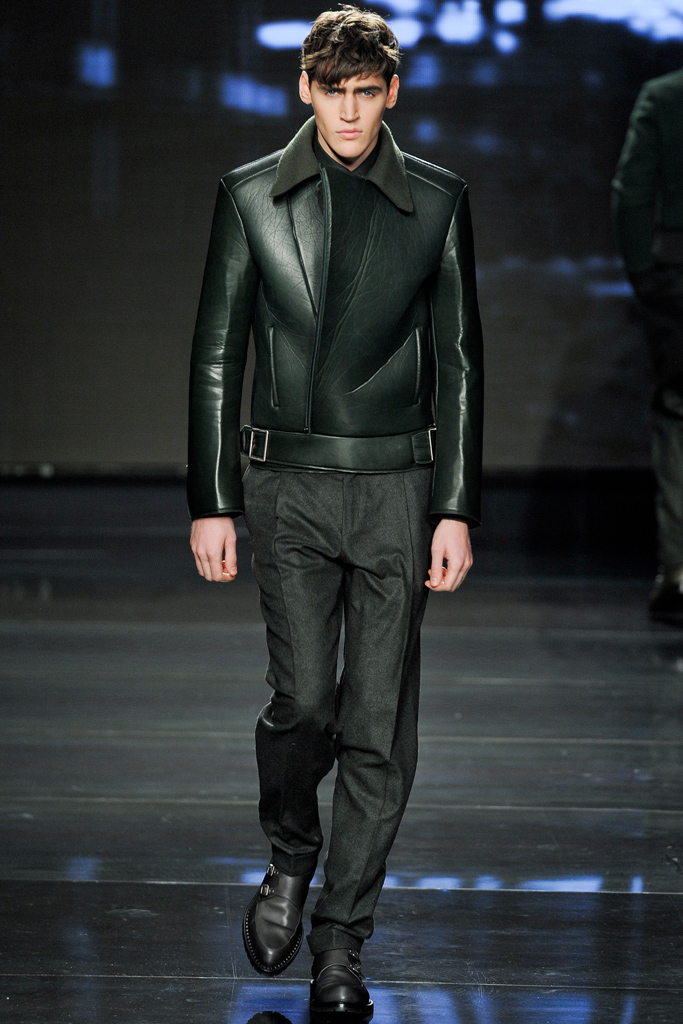 Z Zegna 2011 ﶬbDƬ