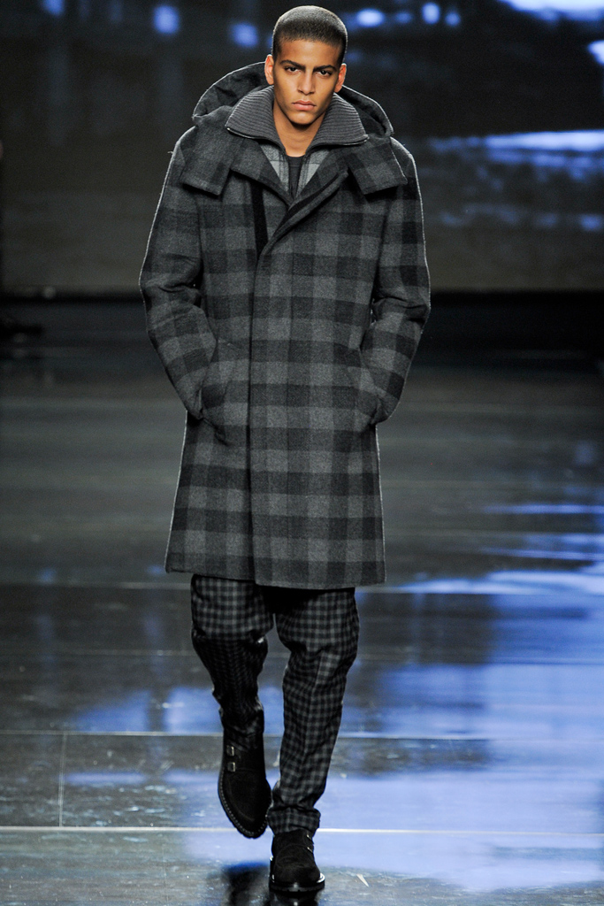 Z Zegna 2011 ﶬbDƬ