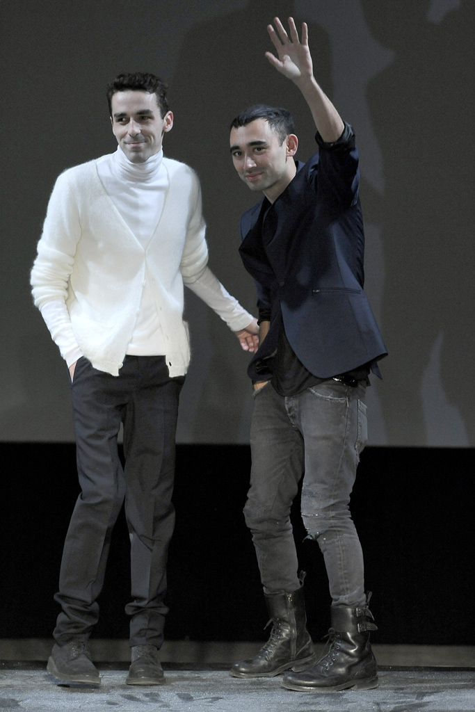 Mugler 2011 ﶬbDƬ