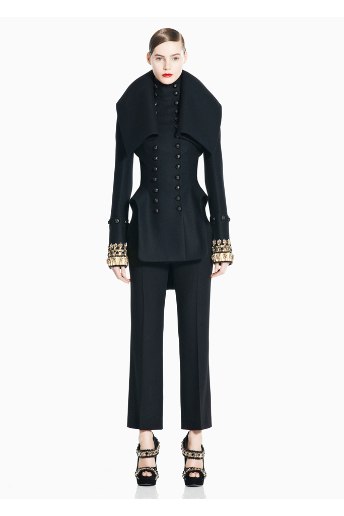 Alexander McQueen 2011 早秋系列高清圖片