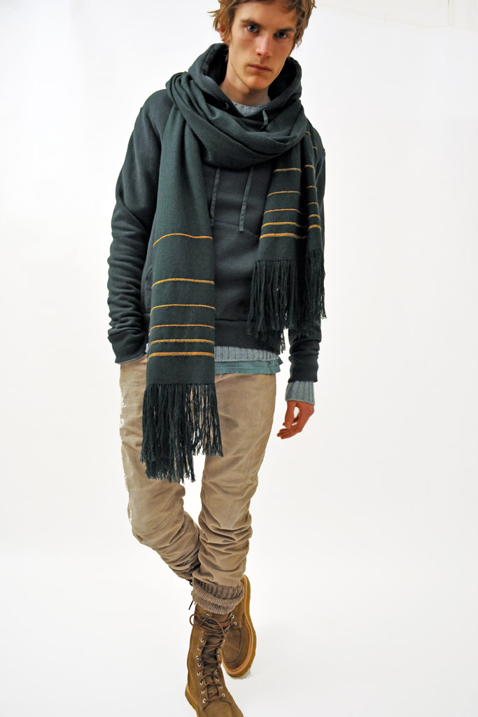 Balmain 2011 ﶬbDƬ