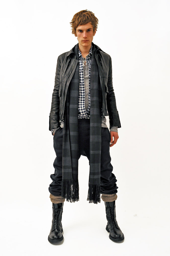 Balmain 2011 ﶬbDƬ
