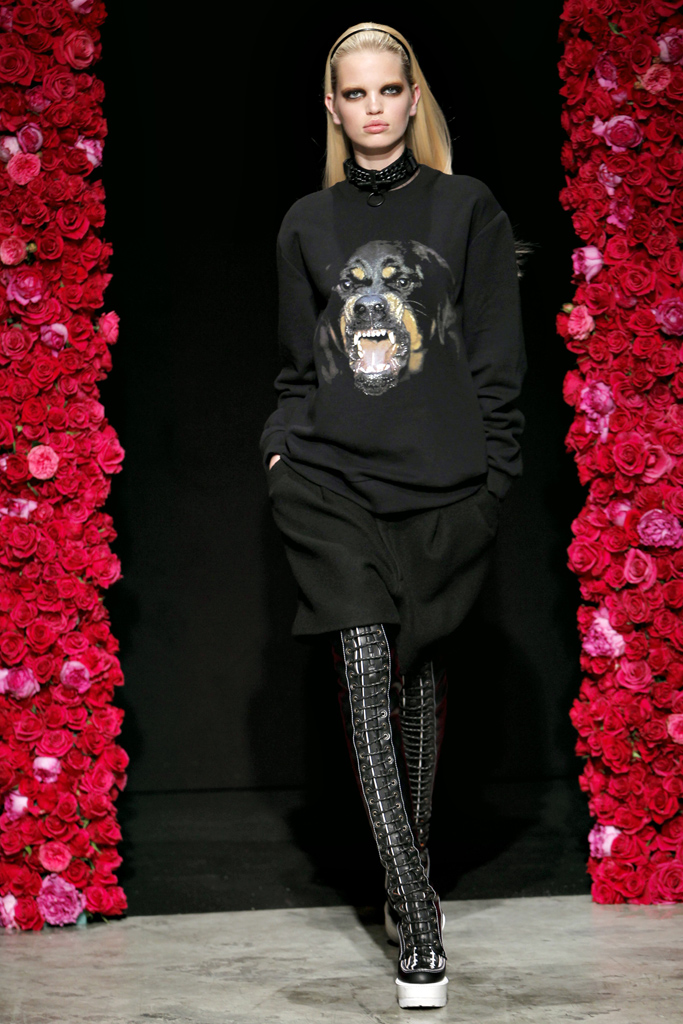 Givenchy 2011 ﶬbDƬ