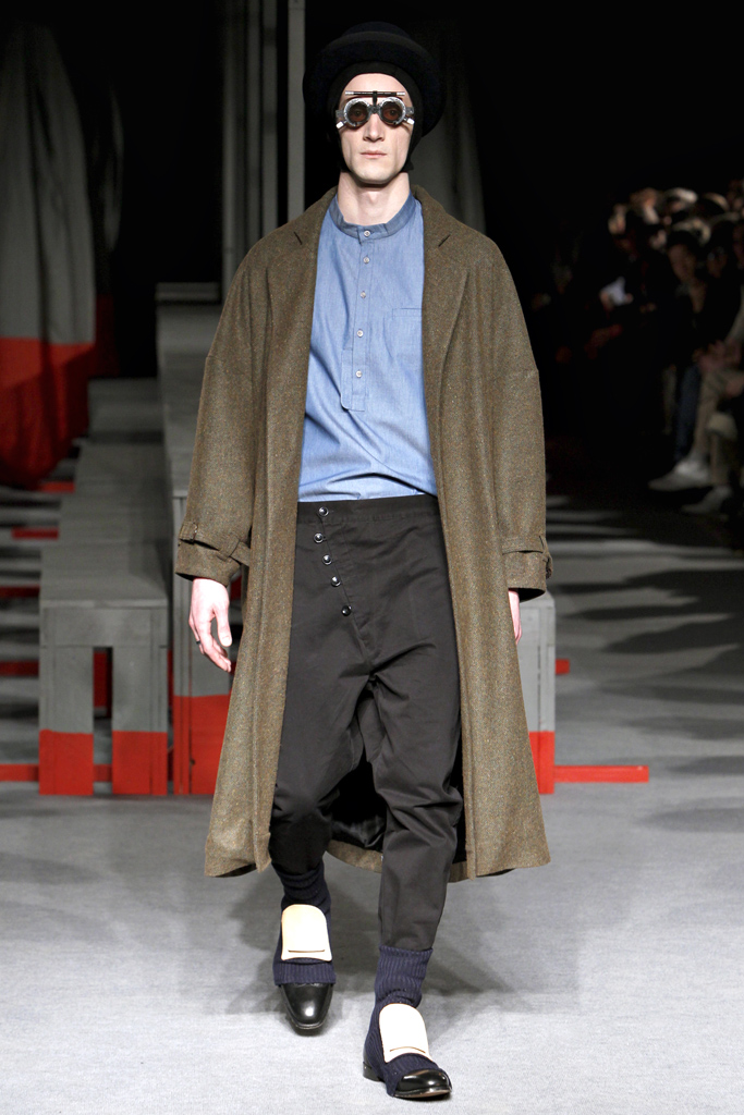 Henrik Vibskov 2011 ﶬbDƬ