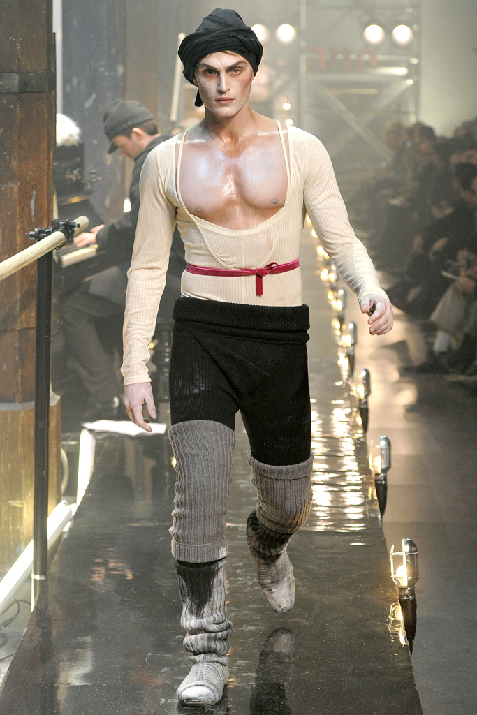John Galliano 2011 ﶬbDƬ
