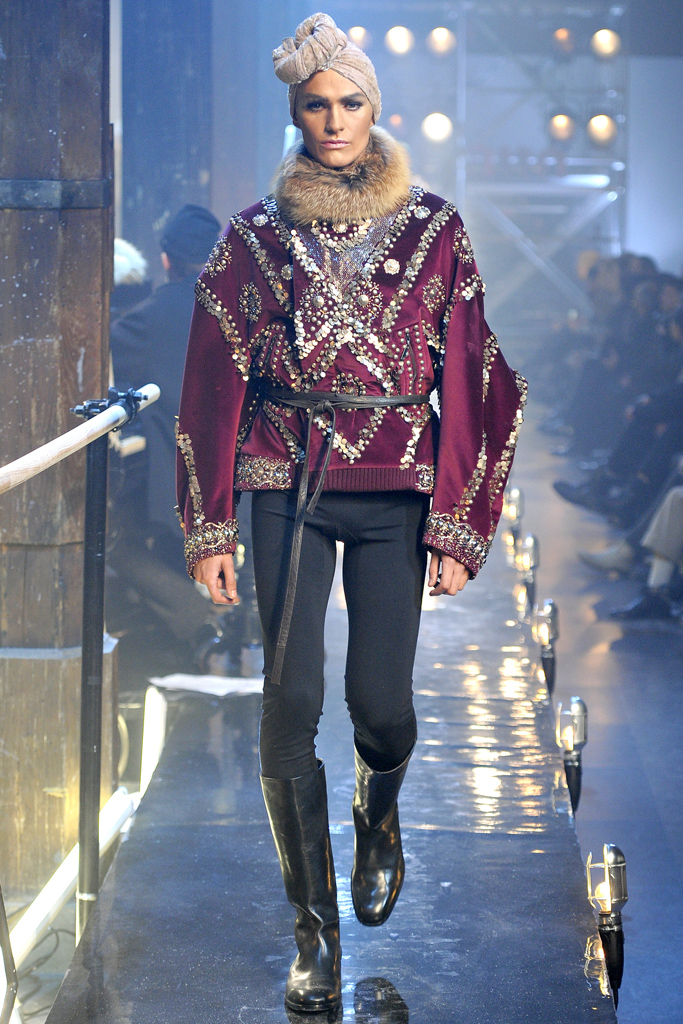 John Galliano 2011 ﶬbDƬ