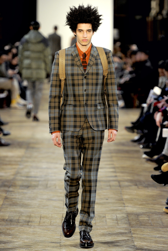 Kenzo 2011 ﶬbDƬ