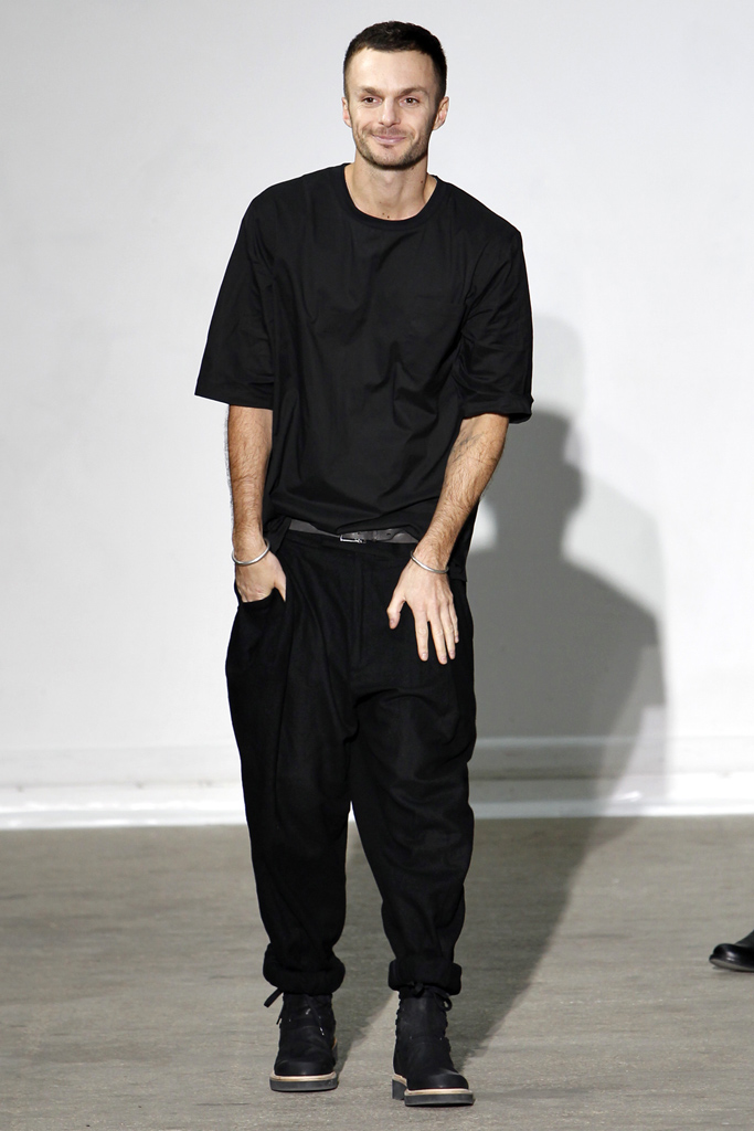 Kris Van Assche 2011 ﶬbDƬ