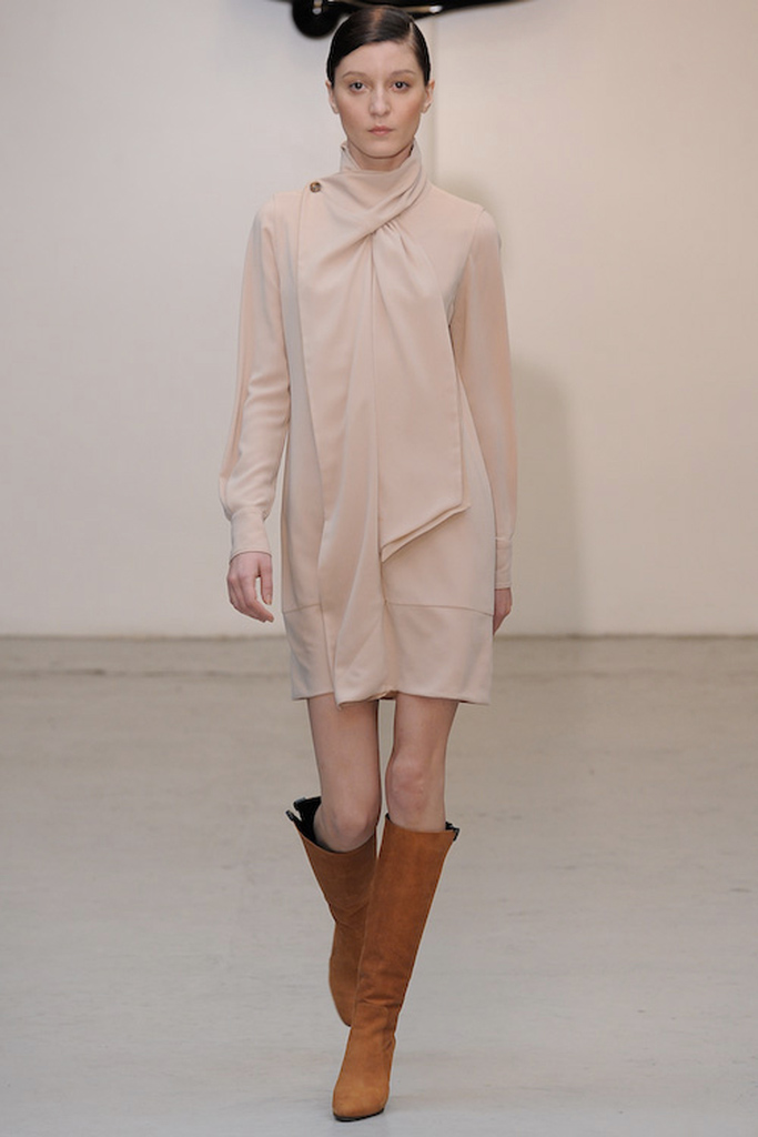 Viktor & Rolf 2011 ﶬbDƬ