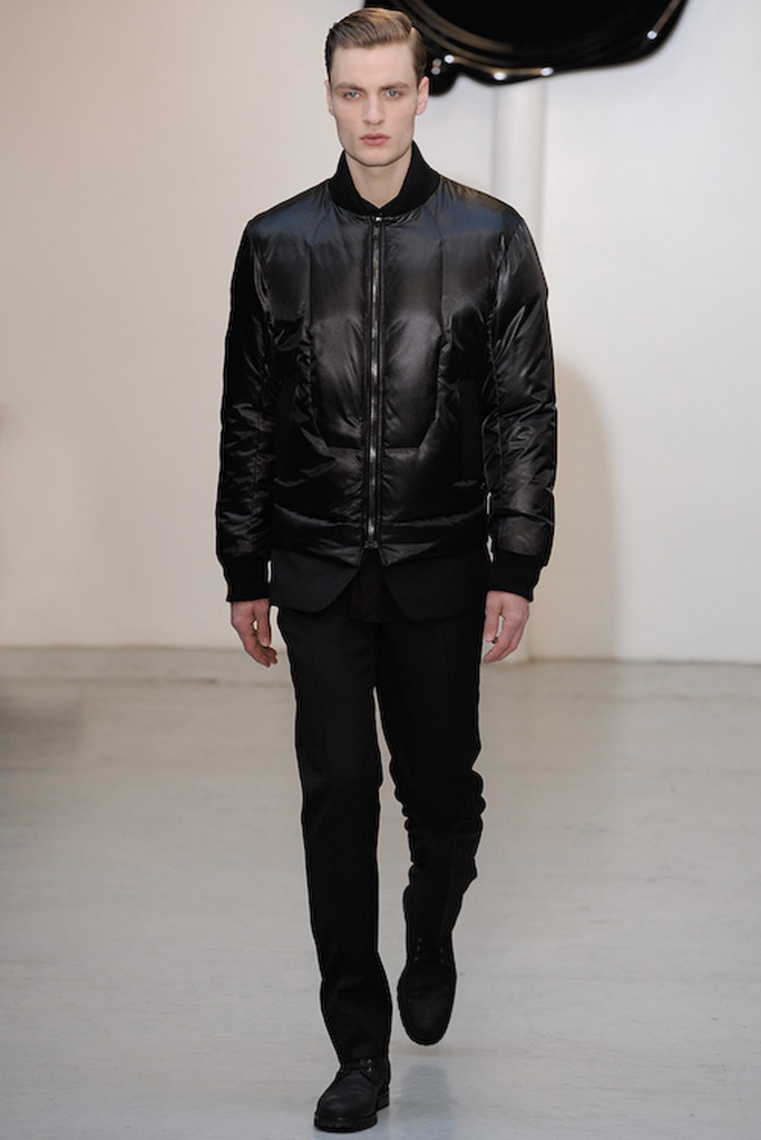 Viktor & Rolf 2011 ﶬbDƬ