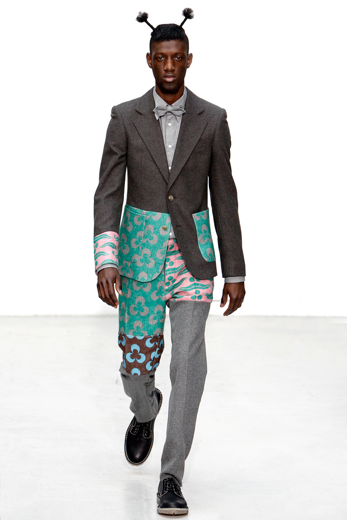 Walter Van Beirendonck 2011 ﶬbDƬ