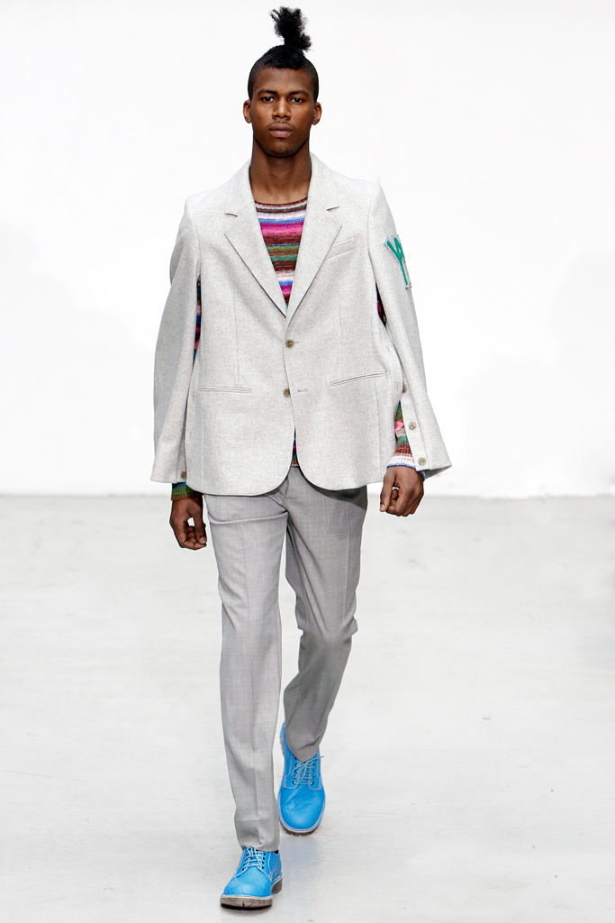 Walter Van Beirendonck 2011 ﶬbDƬ
