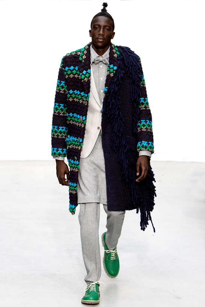 Walter Van Beirendonck 2011 ﶬbDƬ