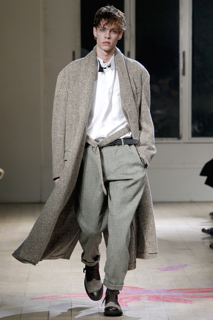 Yohji Yamamoto 2011 ﶬbDƬ