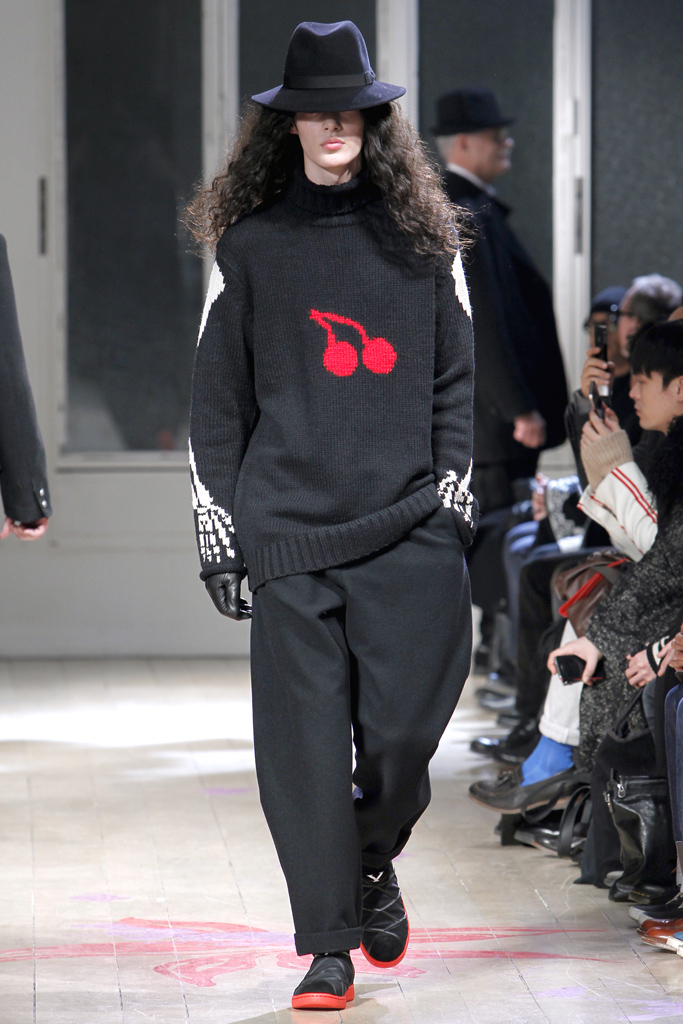 Yohji Yamamoto 2011 ﶬbDƬ