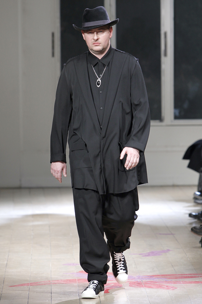 Yohji Yamamoto 2011 ﶬbDƬ