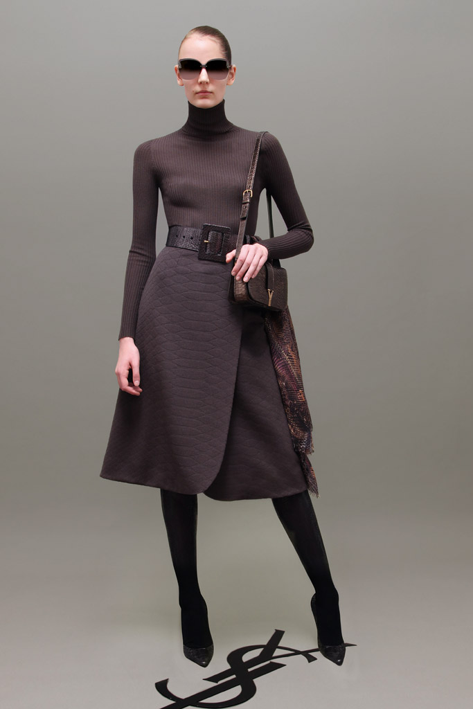 Yves Saint Laurent 2011 ϵиDƬ