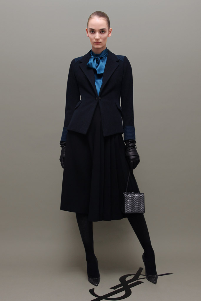 Yves Saint Laurent 2011 ϵиDƬ