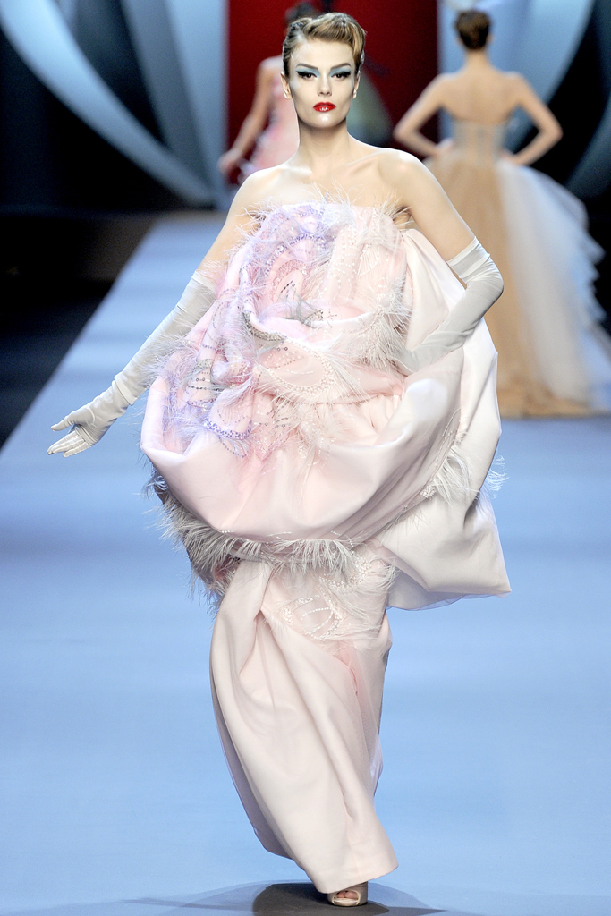 Christian Dior 2011 ĸ߼(j)ƸDƬ