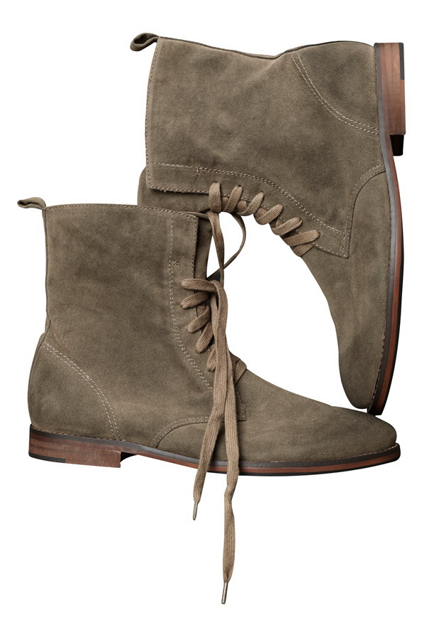 H&M 2011 ďVDƬ