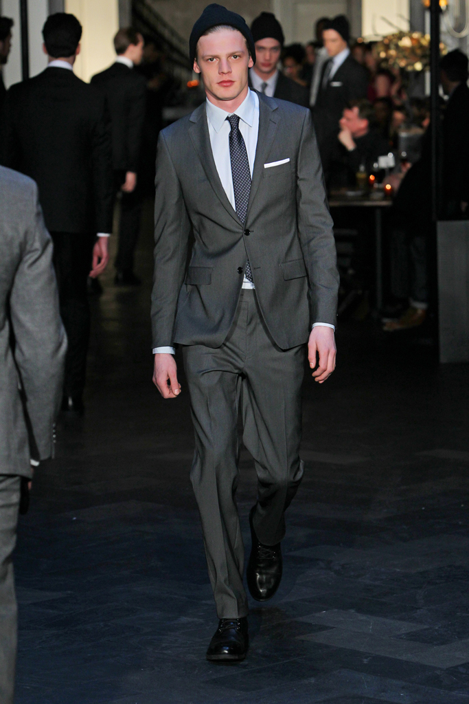 DKNY 2011 ﶬDƬ