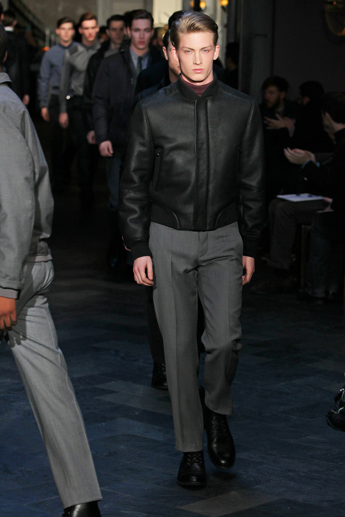 DKNY 2011 ﶬDƬ