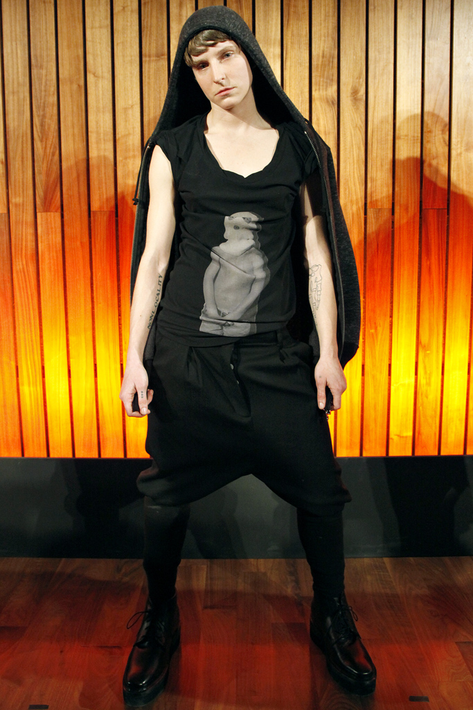 Tim Hamilton 2011 ﶬbDƬ