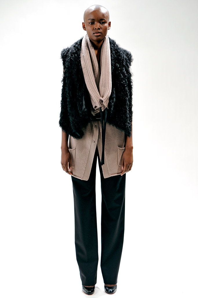 Tess Giberson 2011 ﶬ¸DƬ