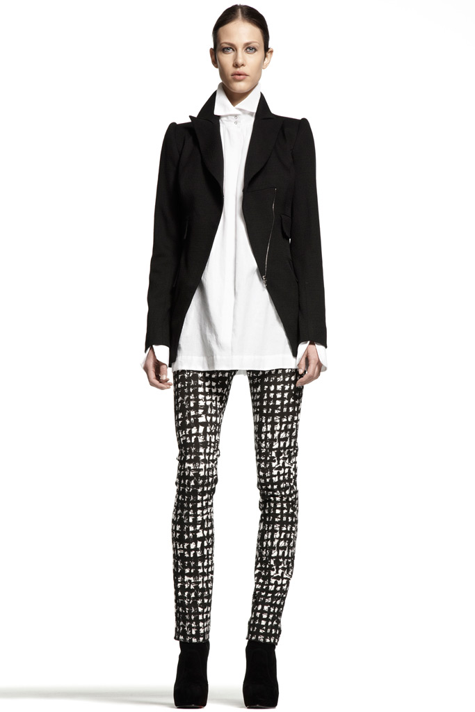 Willow 2011 ﶬ¸DƬ