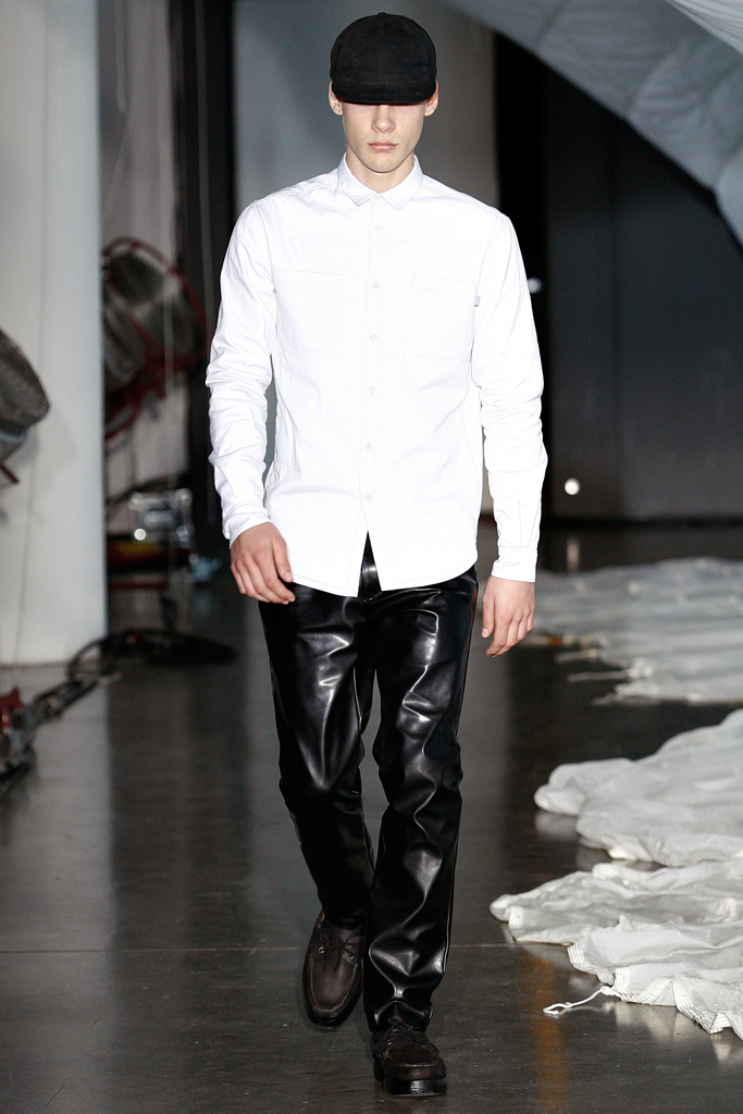Patrik Ervell 2011 ﶬbDƬ
