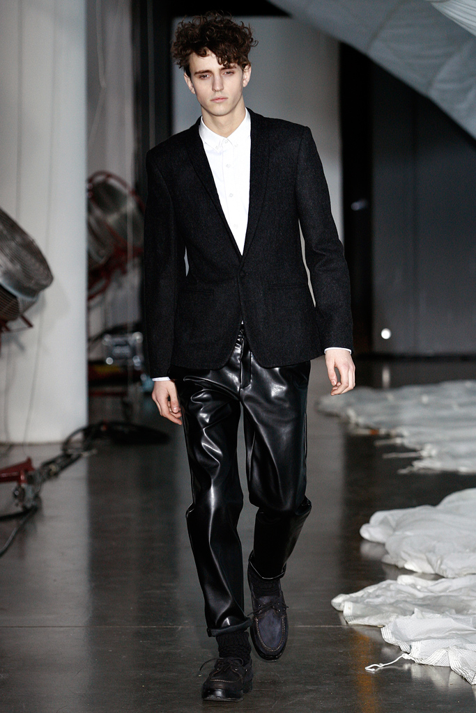 Patrik Ervell 2011 ﶬbDƬ