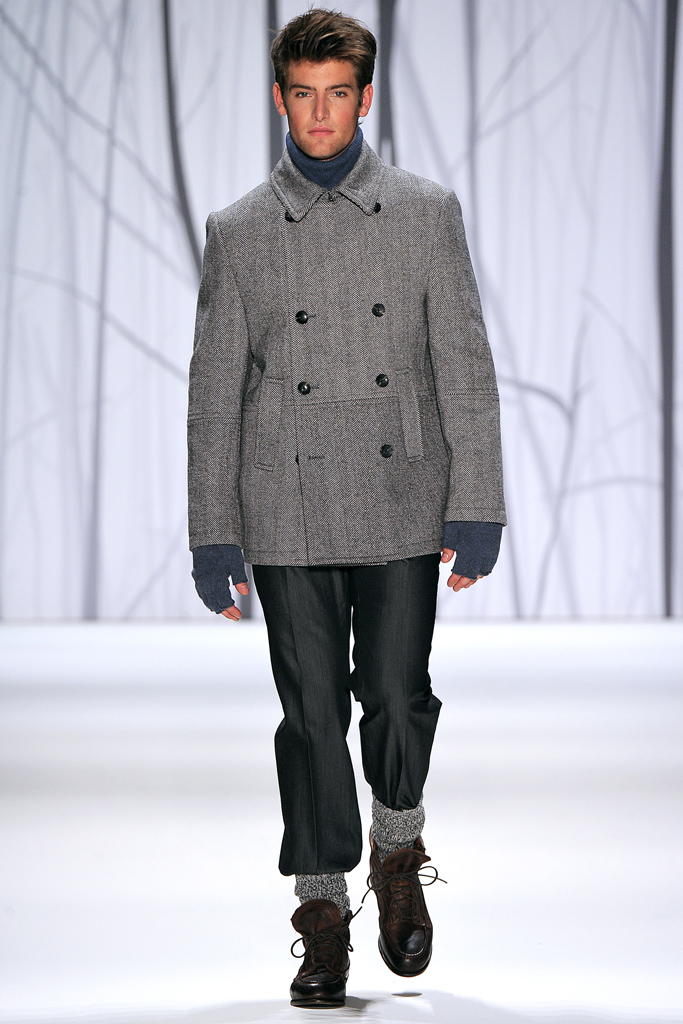 Perry Ellis 2011 ﶬbDƬ