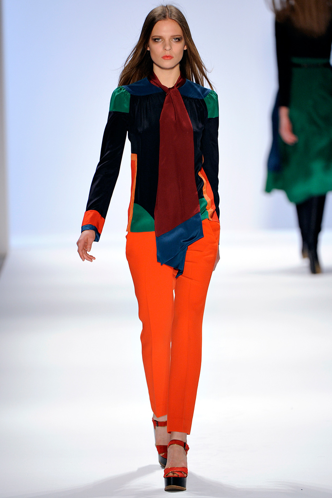 Jill Stuart 2011 ﶬ¸DƬ