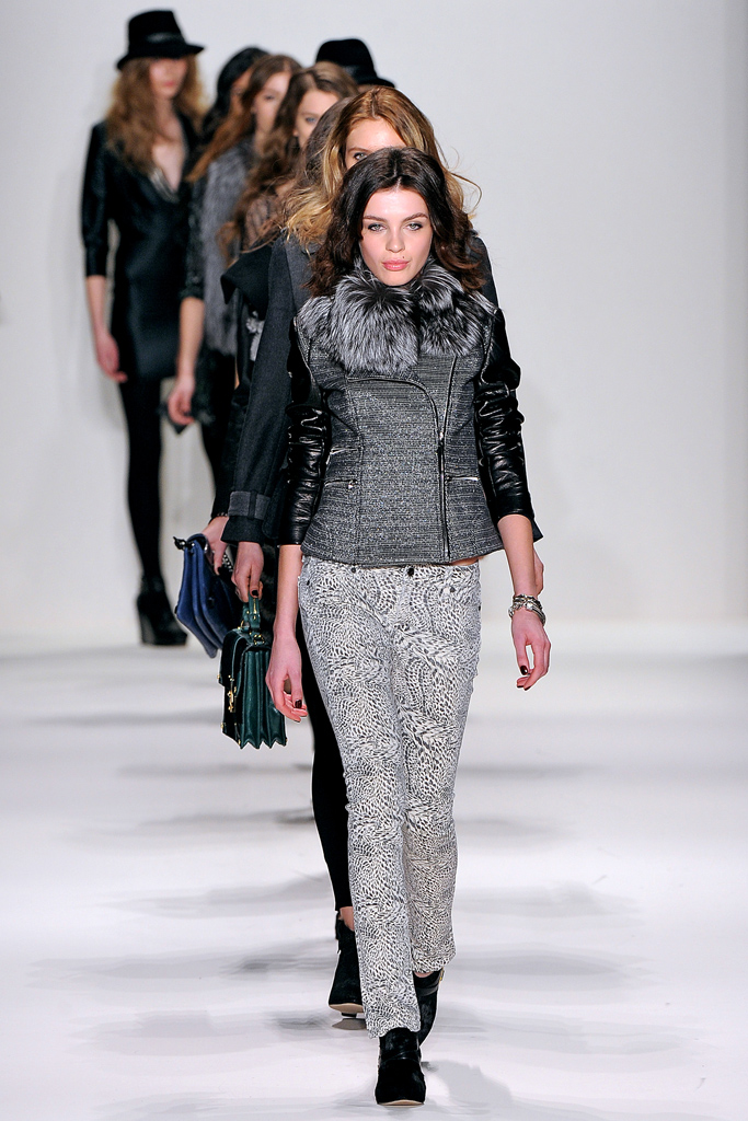 Rebecca Minkoff 2011 ﶬ¸DƬ