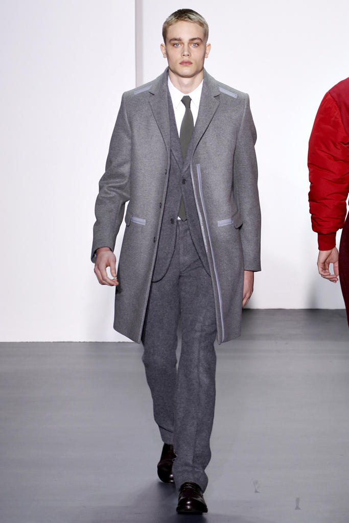 Calvin Klein 2011 ﶬbDƬ