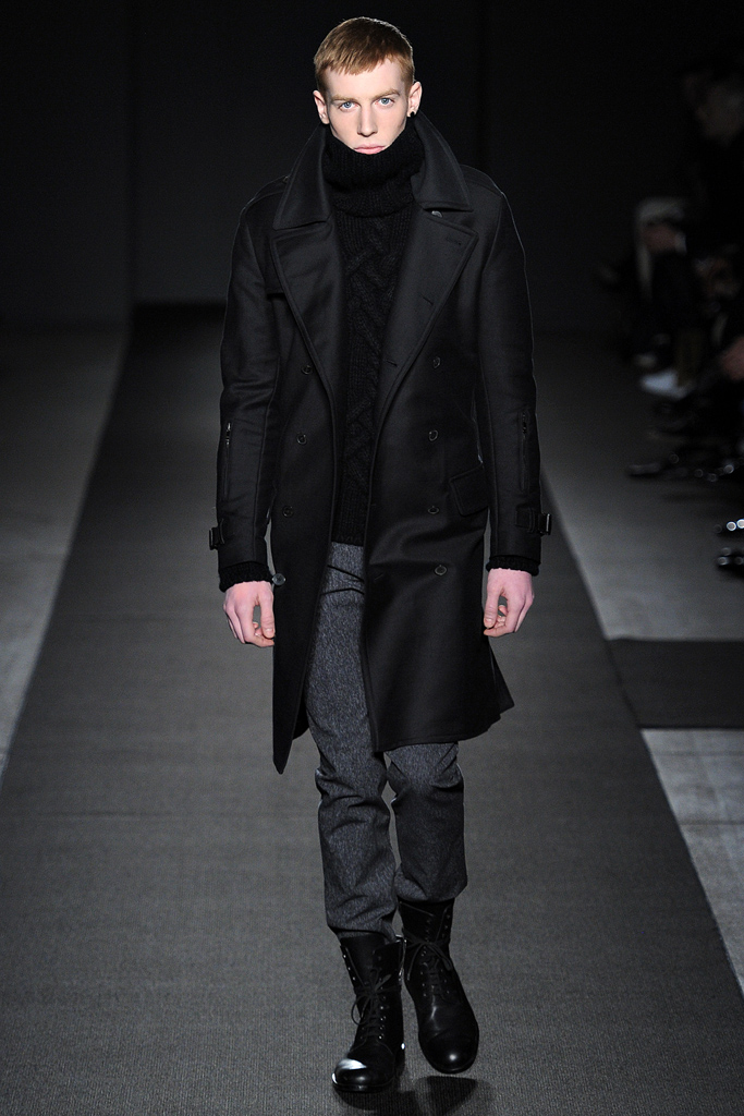 Simon Spurr 2011 ﶬbDƬ