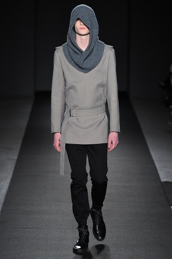 Simon Spurr 2011 ﶬbDƬ