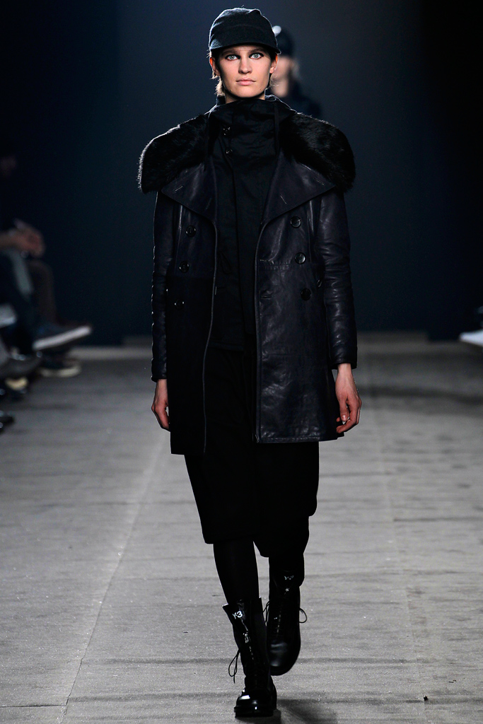 Y-3 2011 ﶬbDƬ