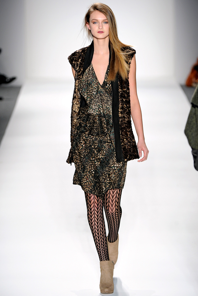 Cynthia Steffe 2011 ﶬ¸DƬ