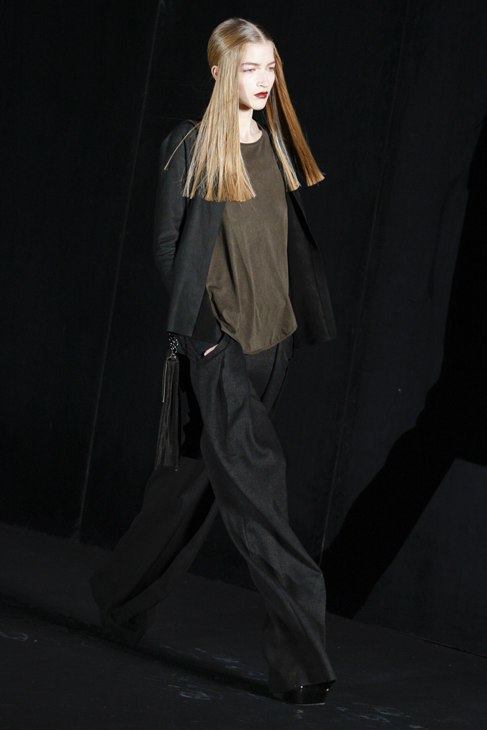 Theyskens Theory 2011 ﶬ¸DƬ