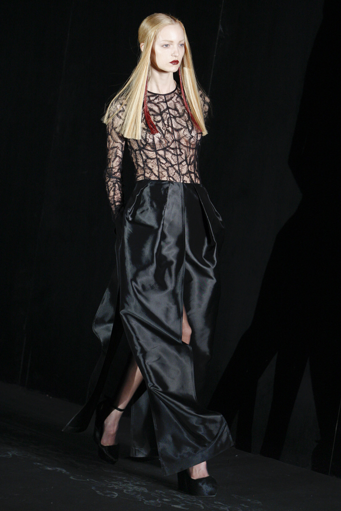Theyskens Theory 2011 ﶬ¸DƬ