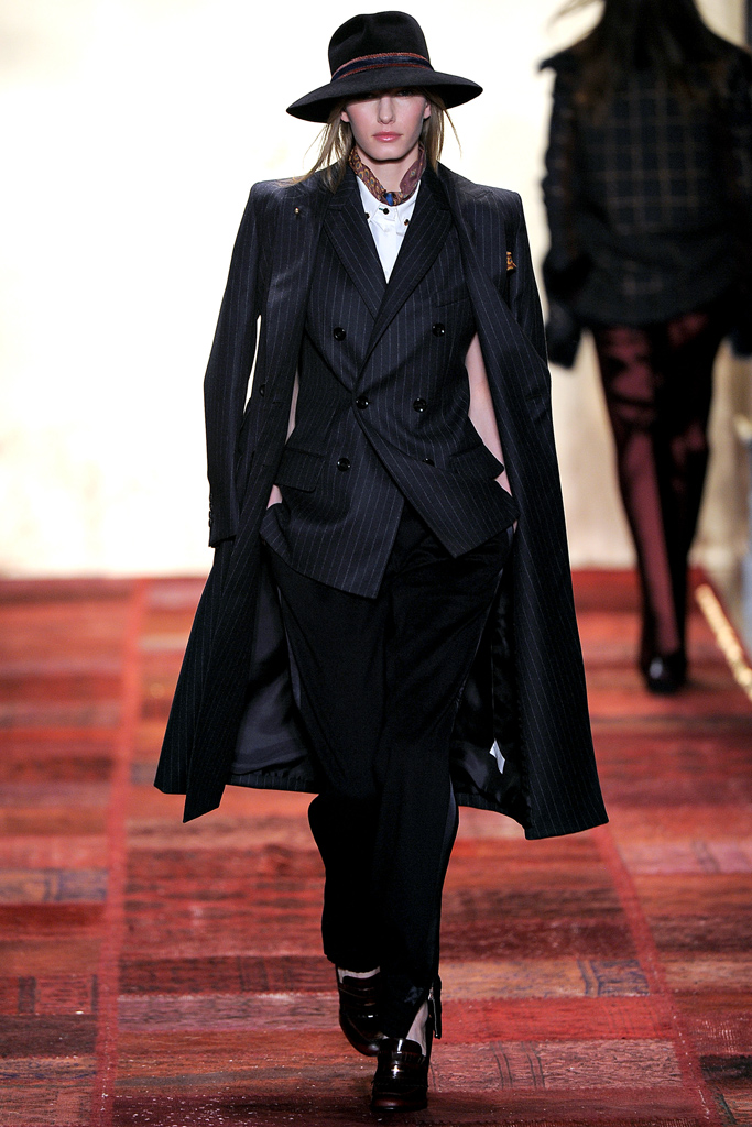 Tommy Hilfiger 2011 ﶬ¸DƬ