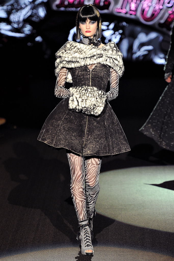 Betsey Johnson 2011秋冬成衣