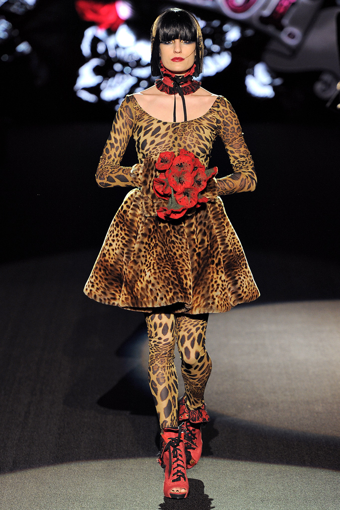 Betsey Johnson 2011 ﶬ¸DƬ