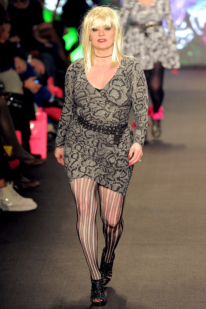 Betsey Johnson 2011 ﶬ¸DƬ