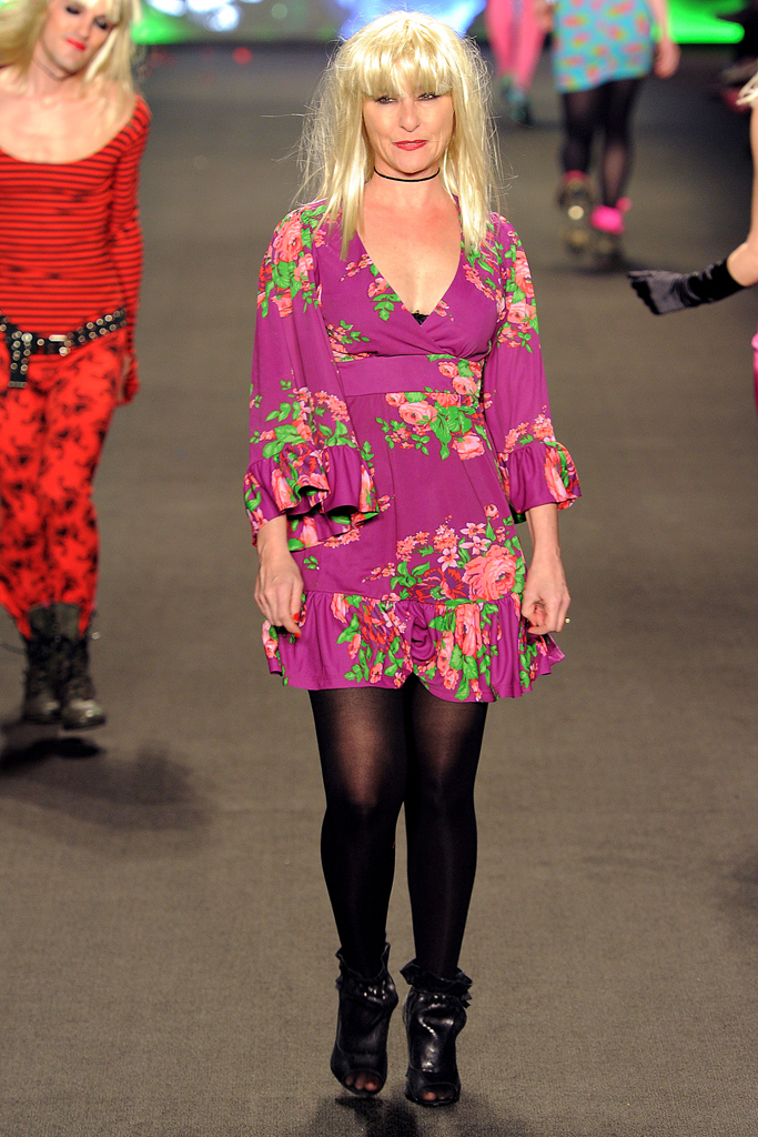 Betsey Johnson 2011 ﶬ¸DƬ