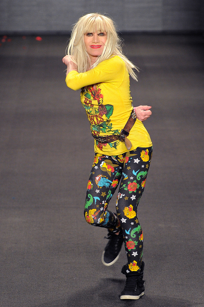 Betsey Johnson 2011 ﶬ¸DƬ