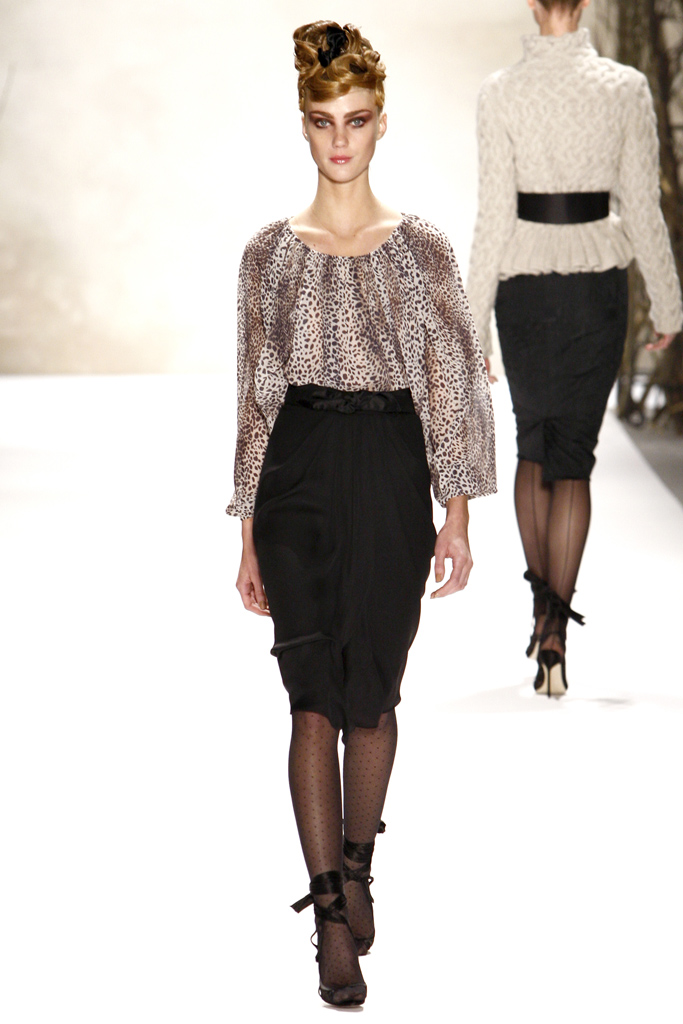 Monique Lhuillier 2011 ﶬ¸DƬ