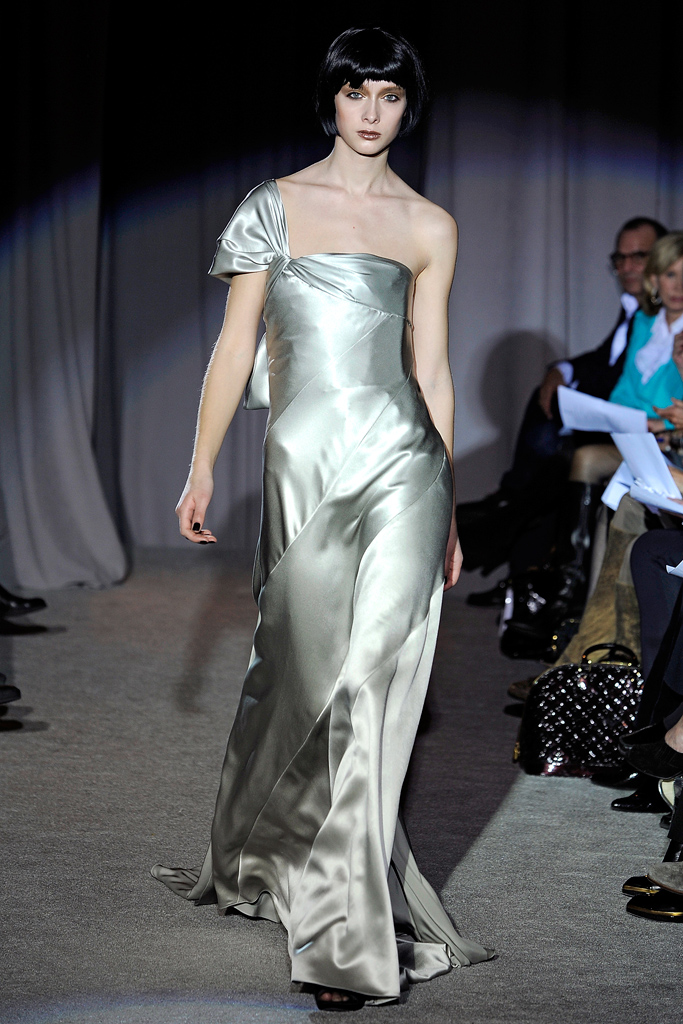 Douglas Hannant  2011 ﶬ¸DƬ
